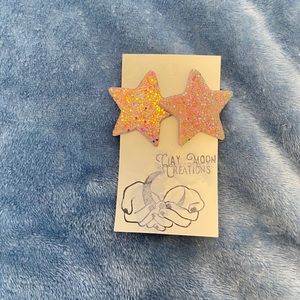 BRAND NEW Star Glitter Earrings